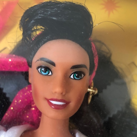 Disney Esmeralda Doll Vintage hunchback of Notre Dame doll - Picture 9 of 9